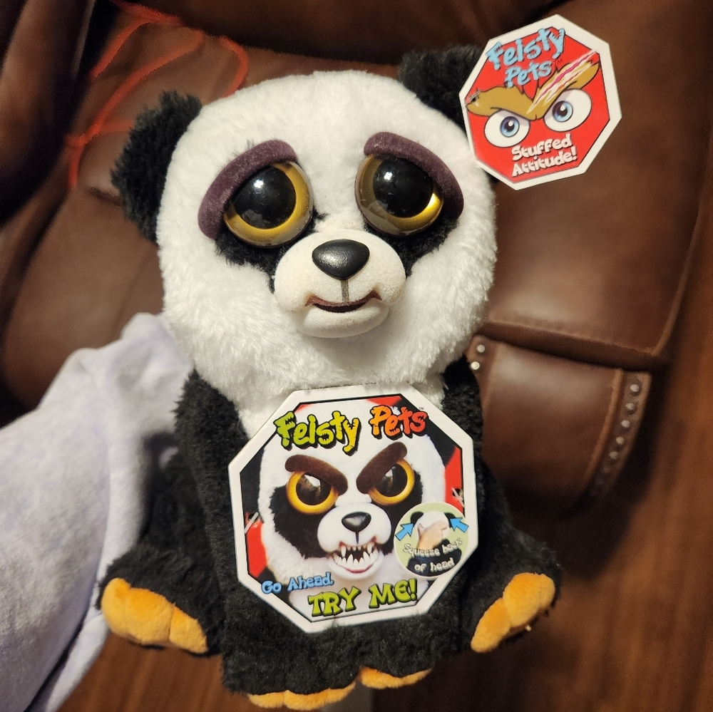 Panda Feisty Pet